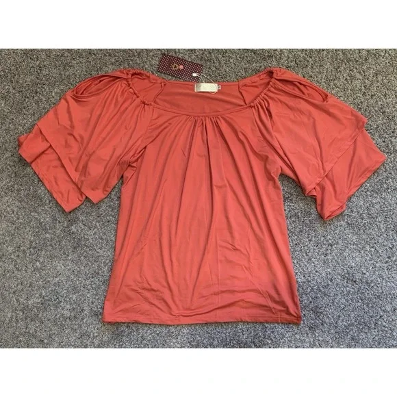 Women's XL Short Sleeve Blouse Red *NWT* - Picture 1 of 4